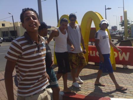 la c avc  mes potes !!!!  jatten les com !!!! lol